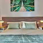 Apartment Near Airport - Loft Universita 4 Posti Letto
