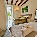 Apartment Near Airport - Loft Universita 4 Posti Letto *
