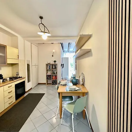 Near Airport - Loft Universita 4 Posti Letto * Bergamo