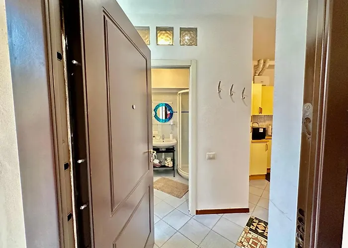 Near Airport - Loft Universita 4 Posti Letto