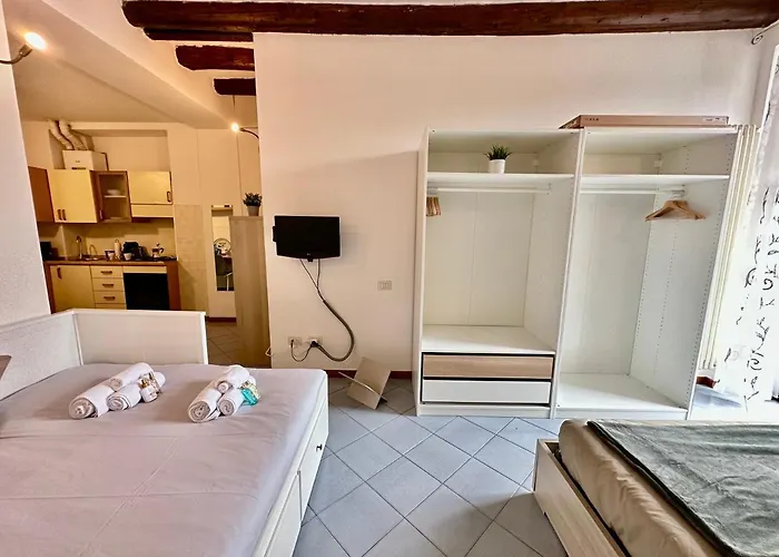 Апартаменты Near Airport - Loft Universita 4 Posti Letto Бергамо