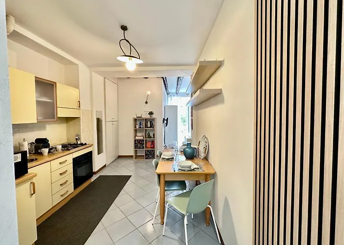 Near Airport - Loft Universita 4 Posti Letto * Бергамо