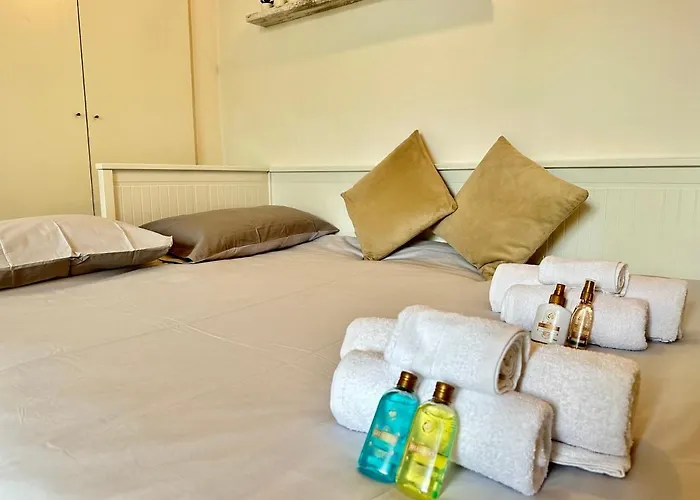 Апартаменты Near Airport - Loft Universita 4 Posti Letto *
